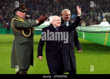 Michael D. Higgins, Président de l'Irlande, avance sur le match international amical au stade Aviva, à Dublin. Date de la photo: Mercredi 22 mars 2023. Banque D'Images