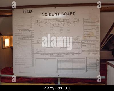 Le HMS Ocelot incident Board dans le chantier naval historique de Chatham, Kent, Royaume-Uni. Banque D'Images