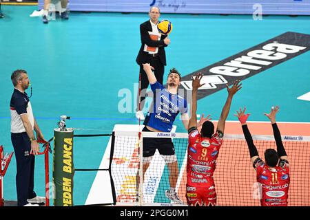 Milan, Italie. 22nd mars 2023. Patry Jean d'Allianz Power Volley Milano pendant le Volleyball Championnat italien de superligue Serie A Men Jouez - Allianz Power Volley Milano contre Sir Safety Volley Pérouse, sur 22 mars 2023, à Allianz Cloud, Milan, Italie crédit: Tiziano Ballabio crédit: Tiziano Ballabio/Alay Live News Banque D'Images