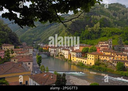 Bagni di Lucca, Lucca, Toscane, Italie Banque D'Images