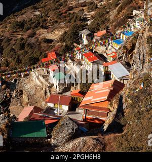 Monastère bouddhiste dans le village de Thame, himalaya, Népal. Village sur everest base camp trek. Banque D'Images