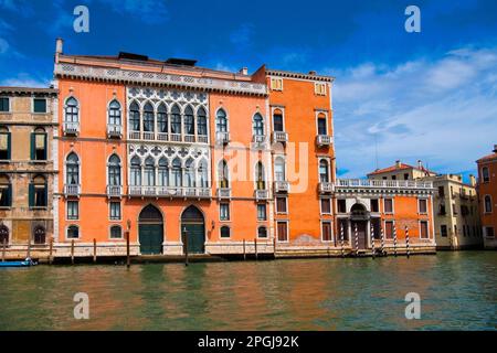 Palazzo Pisani Moretta sur le Grand Canal, Italie, Venise Banque D'Images