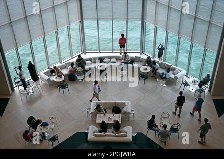 Vue intérieure du Musée d'art islamique par l'architecte I. M. PEI, Doha, Qatar Banque D'Images