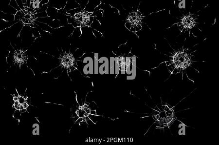 Grande collection de fissures de verre cassé sur fond noir. Concept de plans sur la fenêtre pour la conception Banque D'Images