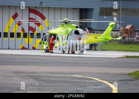 North Weald aérodrome d'aviation générale Essex, Essex et Herts ambulance aérienne, G-picu, 2017 Leonardo AW169 C/N 69055 hélicoptère, Banque D'Images