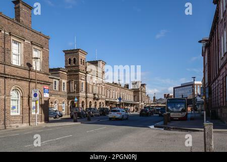 22.03.2023 Chester, Cheshire, Royaume-Uni. La gare de Chester est située à Newtown, Chester, Angleterre. Les services sont assurés par Avanti West Coast, Merseyr Banque D'Images