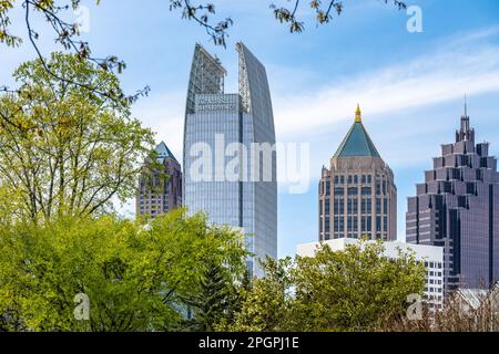 Vue sur le centre-ville d'Atlanta depuis le jardin botanique d'Atlanta, adjacent au parc Piedmont. (ÉTATS-UNIS) Banque D'Images