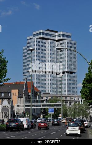 Bâtiment de haute élévation, régime de retraite allemand, Hohenzollerndamm, Wilmersdorf, Berlin,Allemagne Banque D'Images