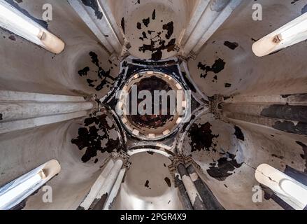 Kars, Turquie - 28 octobre 2022 : ruines ANI à Kars, Turquie. L'église Saint Gregory de l'Abughamrents vue intérieure. Vieille ville historique. ANI est l Banque D'Images