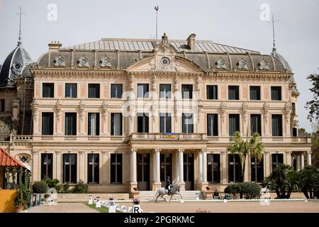 Gustavo Artillo et Banduendo (PRÉ) au CDI Jerez à l'École royale andalouse d'art équestre de 25 mars 2022 Banque D'Images