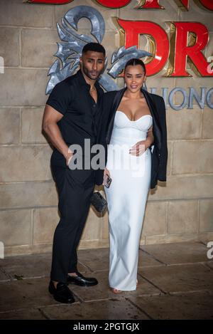 Londres, Royaume-Uni. 23rd mars 2023. Clint Gordon et Sian Gabbido assistent à la première de Dungeons & Dragons au Royaume-Uni - Honor Among Thieves au Cineworld Leicester Square. Crédit : SOPA Images Limited/Alamy Live News Banque D'Images