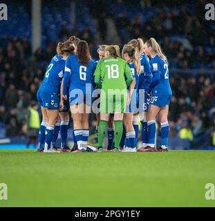 Liverpool, Merseyside, Angleterre. 24th mars 2023. Le caucus de l'équipe Everton, lors du club de football Everton V Liverpool football Club à Goodison Park, dans la Super League des femmes Barclays (image de crédit : ©Cody Froggatt/ Alamy Live News) Banque D'Images