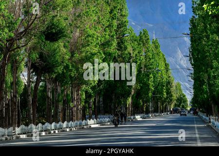 Tashkurgan signifie Stone Town, est la ville la plus à l'ouest de la Chine Banque D'Images