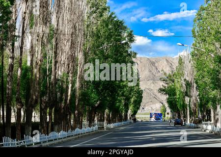 Tashkurgan signifie Stone Town, est la ville la plus à l'ouest de la Chine Banque D'Images