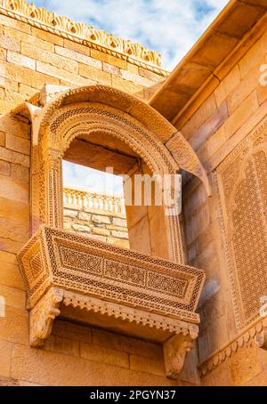 patrimoine jaisalmer fort architecture d'époque sous différents angles de jour Banque D'Images