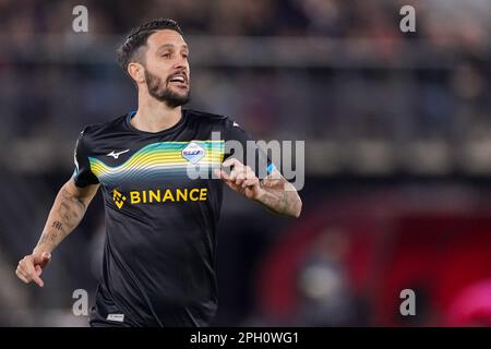 Alkmaar, pays-Bas. 16th mars 2023. ALKMAAR, PAYS-BAS - MARS 16: Luis Alberto de SS Lazio regarde pendant la série de 16 Leg 2 - UEFA Europa Conference League match entre AZ Alkmaar et SS Lazio à l'AZ Stadion on 16 mars 2023 à Alkmaar, pays-Bas (photo de Joris Verwijst/Orange Pictures) Credit: Orange pics BV/Alay Live News Banque D'Images