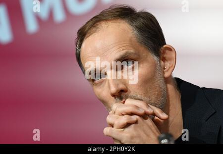 Munich, Allemagne. 23rd octobre 2022. Football: Bundesliga. Le nouvel entraîneur-chef Thomas Tuchel prend la parole lors d'une conférence de presse après le changement d'entraîneur au FC Bayern Munich. Credit: Angelika Warmuth/dpa/Alamy Live News Banque D'Images