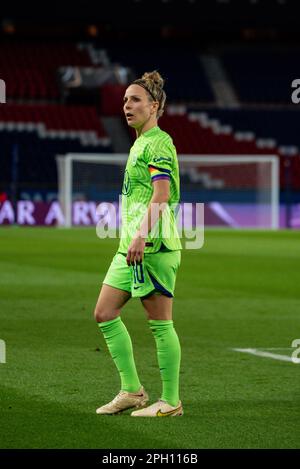 Paris, France. 22nd mars 2023. Svenja Huth de VFL Wolfsburg lors de la Ligue des champions de l'UEFA, quart de finale, match de football de 1st jambes entre Paris Saint-Germain et VfL Wolfsburg sur 22 mars 2023 au stade du Parc des Princes à Paris, France A2M Conseil en sport/SPP (A2M Conseil en sport/SPP) crédit : SPP photo de presse sportive. /Alamy Live News Banque D'Images