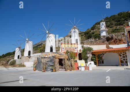 Moulin à vent blanc en Crète. Photo de haute qualité Banque D'Images