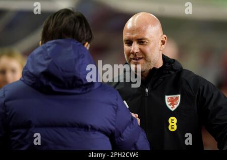 Zlatko Dalic, responsable croate, et Rob page, entraîneur-chef du pays de Galles, lors du match de qualification de l'UEFA Euro 2024 Groupe D au Stadion Poljud, Split. Date de la photo: Samedi 25 mars 2023. Banque D'Images