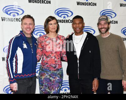 Chris Hardwick, Lauren Cohan, Gauis Charles et Eli Jorne arrivent au Walking Dead: Dead City Photocall au WonderCon Day 2 2023 Banque D'Images