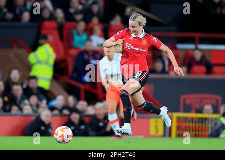 Martha Thomas #9 de Manchester United court avec le ballon pendant le match de Super League féminin de la FA Manchester United Women vs West Ham United Women à Old Trafford, Manchester, Royaume-Uni, 25th mars 2023 (photo de Conor Molloy/News Images) Banque D'Images