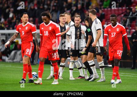 MAYENCE, ALLEMAGNE - 25.03.23: Le match de football entre l'Allemagne et le Pérou à MEWA Arena Banque D'Images