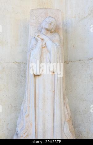 Monument à Jeanne d'Arc (1412-1431) à l'endroit exact où elle a brûlé au pieu de Rouen (Seine-Maritime), France Banque D'Images