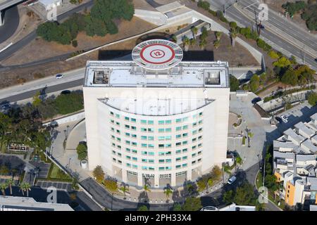 Los Angeles County Superior court en Californie. Bâtiment du palais de justice de l'aéroport avec héliport. County Registrar and Recorder à LA, États-Unis. Banque D'Images