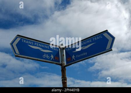 Panneau TRANS Pennine Trail, Merseyside. Banque D'Images