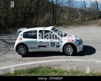 Turin, Italie. 25th mars 2023. Valetti William ITA Casellato Giulia ITA RC3N S1600 Renault Clio-Meteco Corse pendant le shakedown de l'équipe de rallye 971-2023 à Pavarolo - À, sur 25 mars 2023 pendant le 49Â° équipe de rallye 971 (day1), Rallye à Turin, Italie, 25 mars 2023 crédit: Agence de photo indépendante / Alamy Live News Banque D'Images