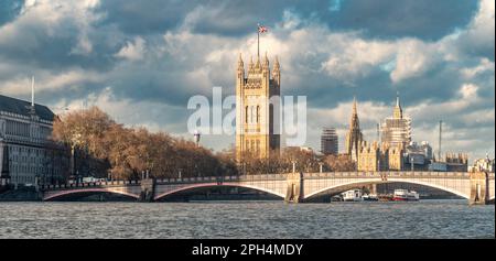 La page officielle Big Ben pour le Parlement britannique. Banque D'Images