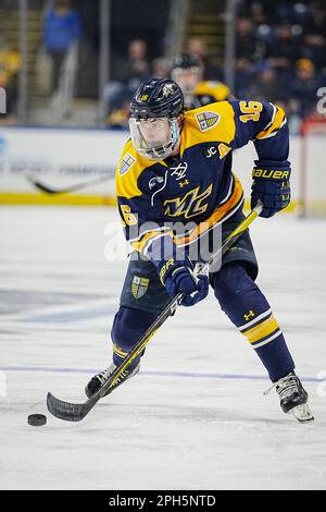 Bridgeport, Connecticut, États-Unis. 24th mars 2023. Merrimack en avant Tristan Crozier (16) skate pendant la NCAA DI hommes de hockey Bridgeport Regionals contre Quinnipiac à Total Mortgage Arena à Bridgeport, Connecticut. Rusty Jones/Cal Sport Media/Alamy Live News Banque D'Images