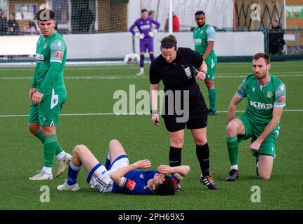 Bishops Cleeve FC vs Exmouth Town FC dans la Ligue du Sud - à Kayte Lane, Bishops Cleeve. Tirage au sort de 2 -2 pour la Journée nationale de non-ligue Banque D'Images