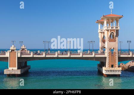 Pont Stanley par une belle journée d'été, Alexandrie. C'est un monument égyptien de 400 mètres de long Banque D'Images