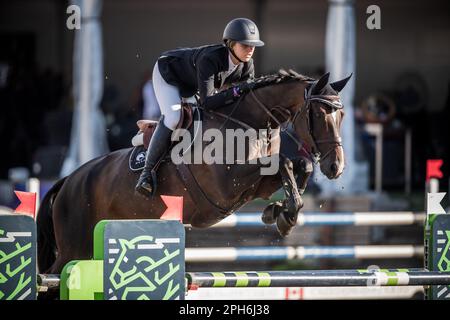 Chandler Meadows of the Unites States participe à l'événement de saut du grand spectacle de la Ligue lors des événements d'Angelstone en 2022. Banque D'Images