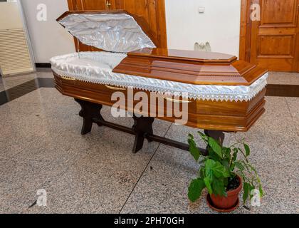 Morgue et cercueil décorés Banque D'Images