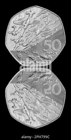 Revers d'une pièce de 1994 50 cinquante pence commémorant 50 ans de débarquement en Normandie. Conçu par la sculpture John Mills Banque D'Images