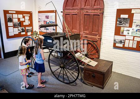 Pocono Mountains Poconos Pennsylvania,Honesdale,Wayne County Historical History Society Museum,histoire,collections,exposition collection,PROM Banque D'Images