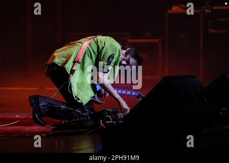 Porto, Portugal. 26th mars 2023. Le guitariste américain Steve Vai se produit en concert à la Casa da Musica à Porto, Portugal, sur 26 mars 2023 (photo de Rita Franca/NurPhoto). Crédit: NurPhoto SRL/Alamy Live News Banque D'Images