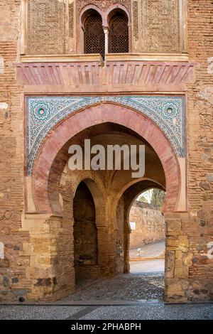 Puerta del Vino en la Alhambra de Grenade, Espagne Banque D'Images