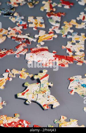 Gros plan du puzzle inachevé, USA 2023 Banque D'Images