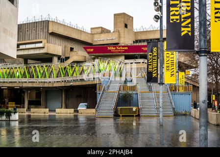 Hayward Gallery au Southbank Center, un complexe artistique de style brutaliste au sud de la Tamise, Londres, Angleterre, Royaume-Uni Banque D'Images