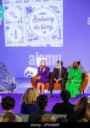 Utrecht, Niederlande. 27th mars 2023. Queen Maxima des pays-Bas au Jaarbeurs à Utrecht, sur 27 mars 2023, pour ouvrir la semaine de l'argent 2023 avec le thème de restreindre le bling, ( la Reine est président honoraire de la plate-forme Money Wise ) Credit: Albert Nieboer/Netherlands OUT/point de vue OUT/dpa/Alay Live News Banque D'Images