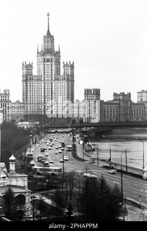 Boulevard de la rivière de Moscou, Moscou, avril 1976 Banque D'Images