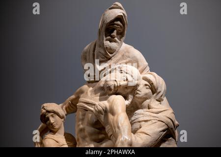 Le Bandini Pieta inachevé de Michel-Ange est exposé dans le musée de l'Opéra del Duomo à Florence. Sculpté dans son 70s. Banque D'Images