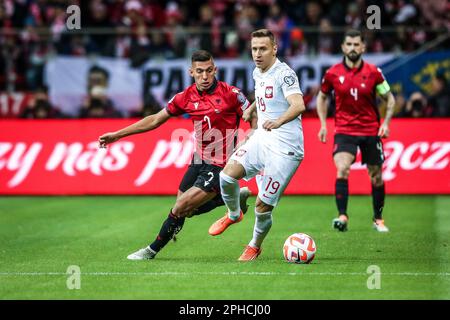 Varsovie, Pologne. 27th mars 2023. Myrto Uzuni, Przemyslaw Frankowski lors du match de qualification de l'UEFA pour l'euro 2024 entre la Pologne et l'Albanie à 27 mars 2023 à Varsovie, en Pologne. (Photo par Adam Starszynski/PressFocus/Sipa USA) crédit: SIPA USA/Alay Live News Banque D'Images