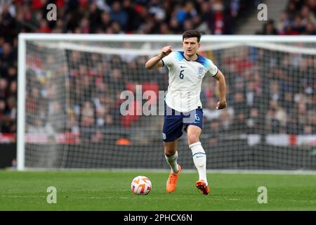 Londres, Royaume-Uni. 26th mars 2023. Harry Maguire de l'Angleterre en action.Angleterre v Ukraine, UEFA qualification Euro 2024 match international du groupe C au stade Wembley à Londres le dimanche 26th mars 2023. Usage éditorial uniquement. photo par Andrew Orchard/Andrew Orchard sports photographie/Alamy Live News crédit: Andrew Orchard sports photographie/Alamy Live News Banque D'Images