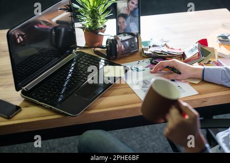 nuance d'idée d'esquisse de travail créatif de mode Banque D'Images
