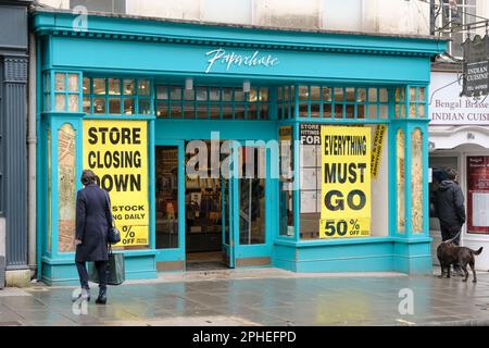 Vues sur le centre-ville de Bath ; Paperchase Stationers ; Banque D'Images